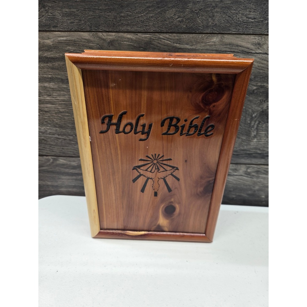 Vintage Cedar Wood Holy Bible Box with KJV Comfort Edition White Gold Gilt Bible